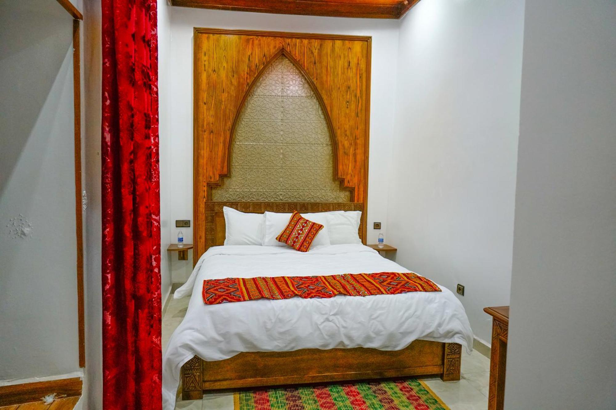 Riad El Wazzania Rabat Luaran gambar